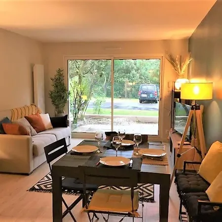 Bel Appart Neuf, Terrasse , Parking, Plage A 400 M Apartmán *